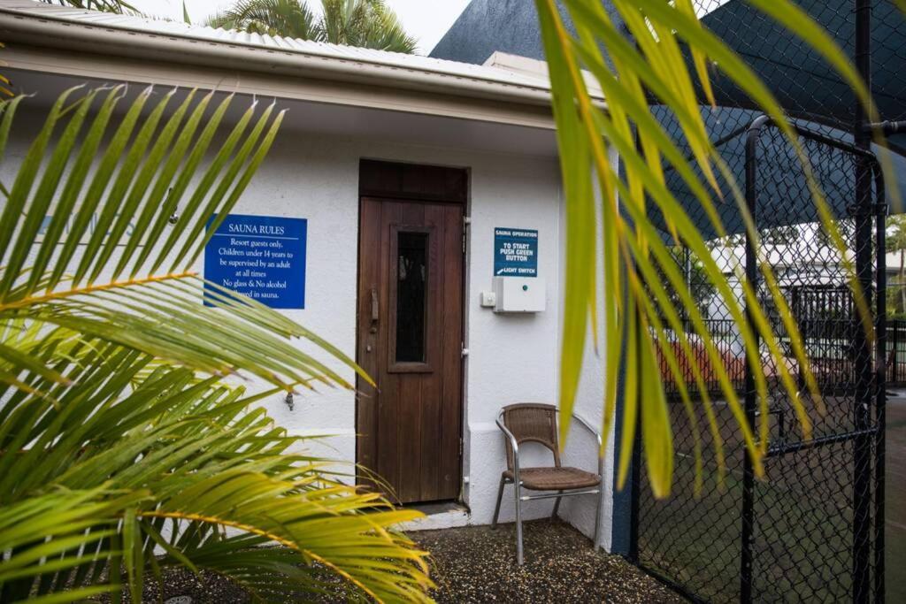 2 Bedroom Ground Level Villa In Tropical 4* Resort Noosaville Buitenkant foto