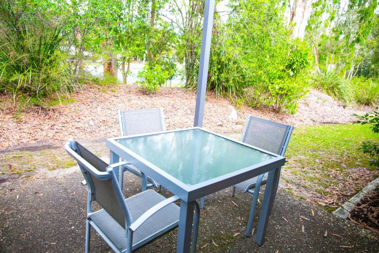 2 Bedroom Ground Level Villa In Tropical 4* Resort Noosaville Buitenkant foto